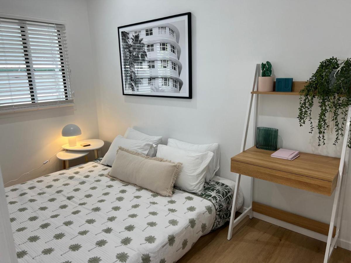 Modern Pool Oasis & Seaside Abode Villa Brighton ภายนอก รูปภาพ