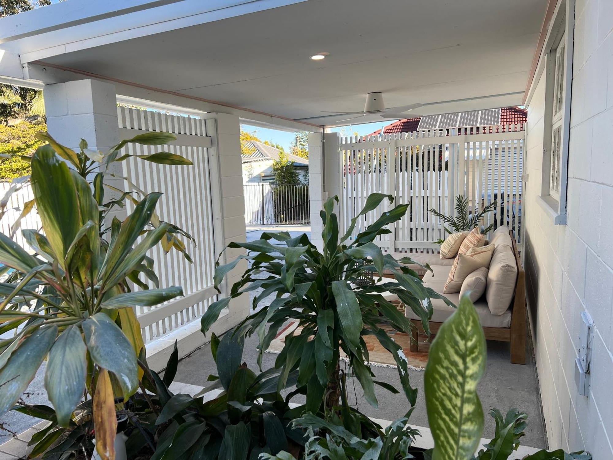Modern Pool Oasis & Seaside Abode Villa Brighton ภายนอก รูปภาพ
